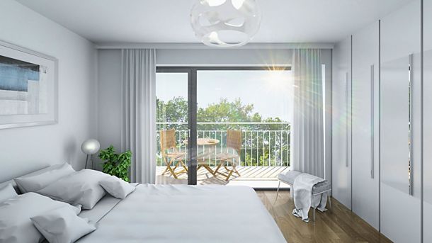 Lichtdurchflutete Räume mit Balkon